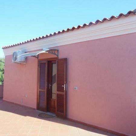 Punto Zero Rooms San Teodoro  Exterior photo