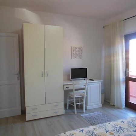 Punto Zero Rooms San Teodoro  Exterior photo