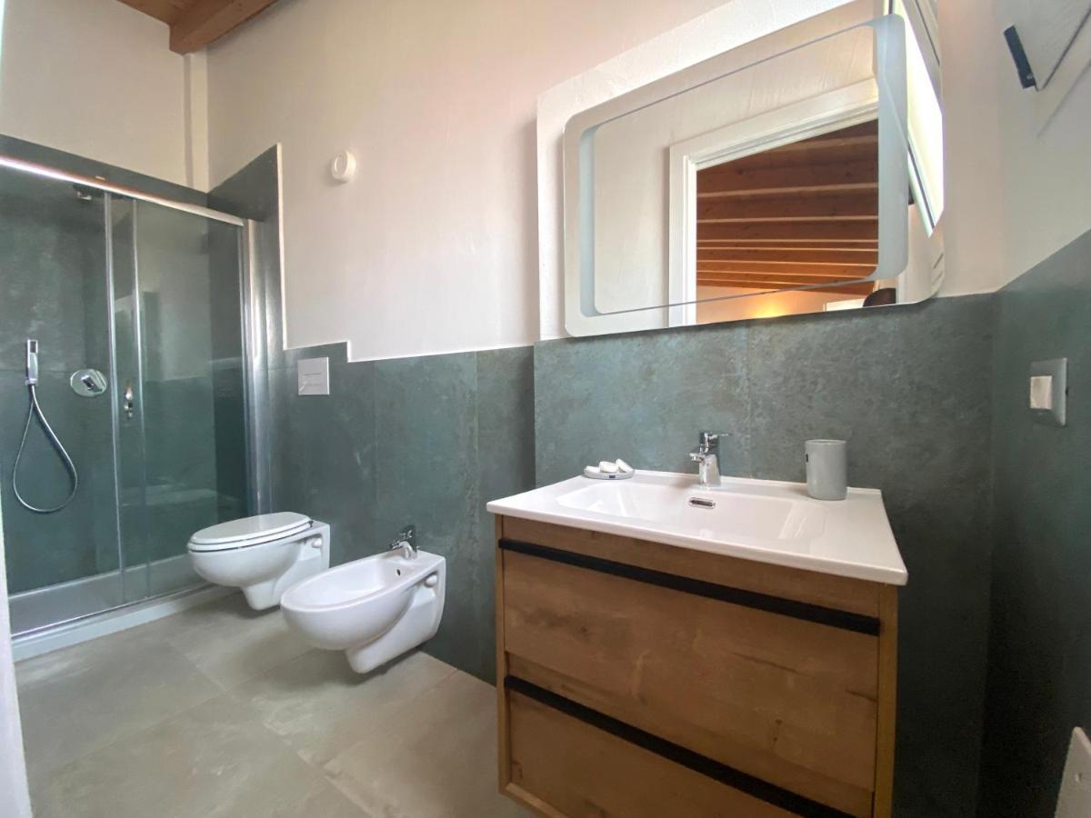 Punto Zero Rooms San Teodoro  Exterior photo