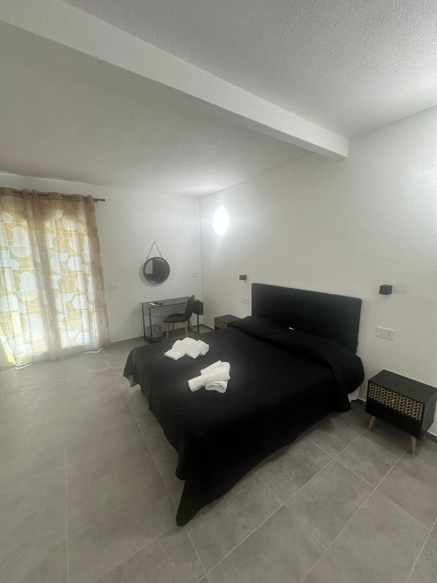 Punto Zero Rooms San Teodoro  Exterior photo