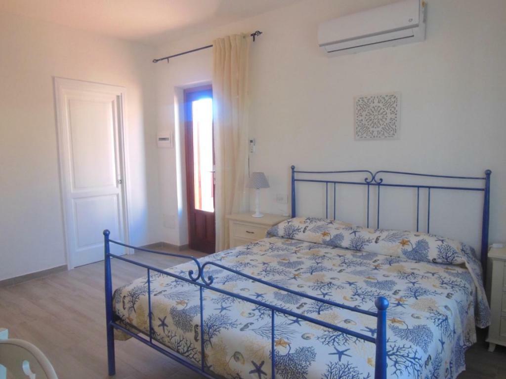 Punto Zero Rooms San Teodoro  Exterior photo