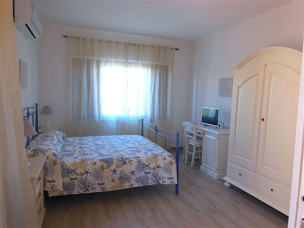 Punto Zero Rooms San Teodoro  Exterior photo